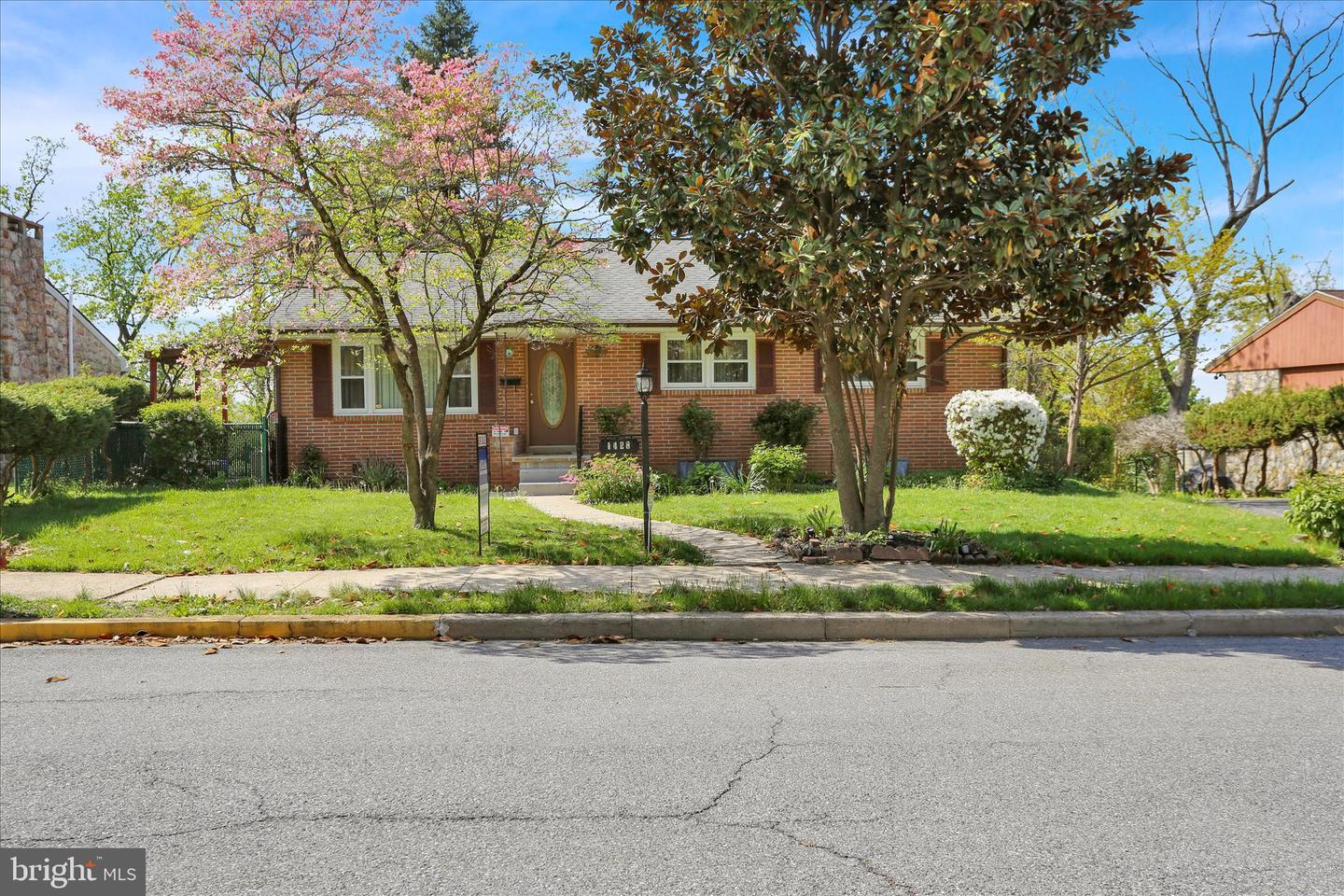 1428 Lorraine Road, Reading