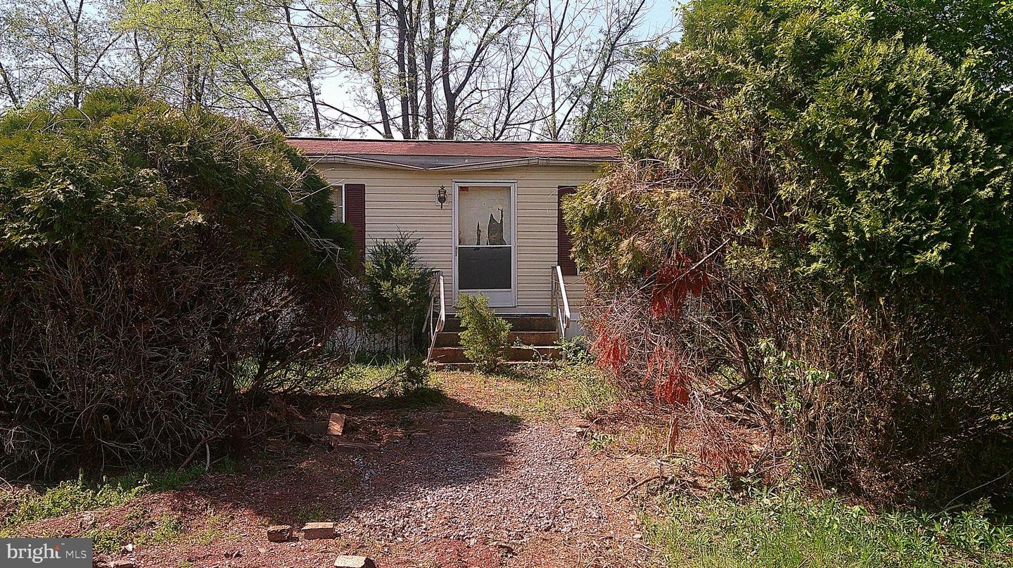 198 Oak Lane