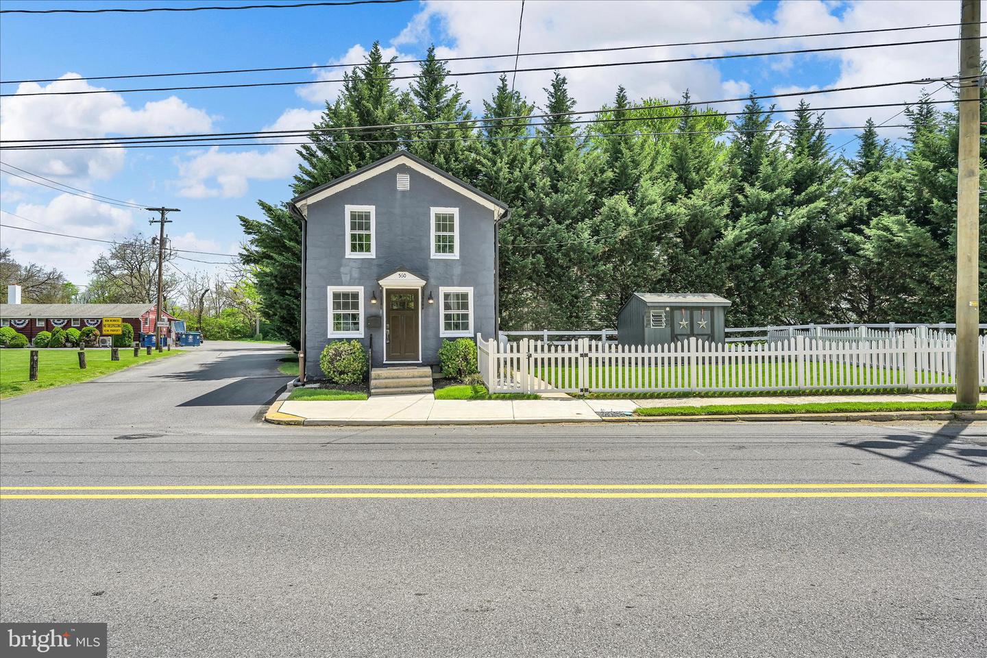 560 Columbia Avenue, Reading
