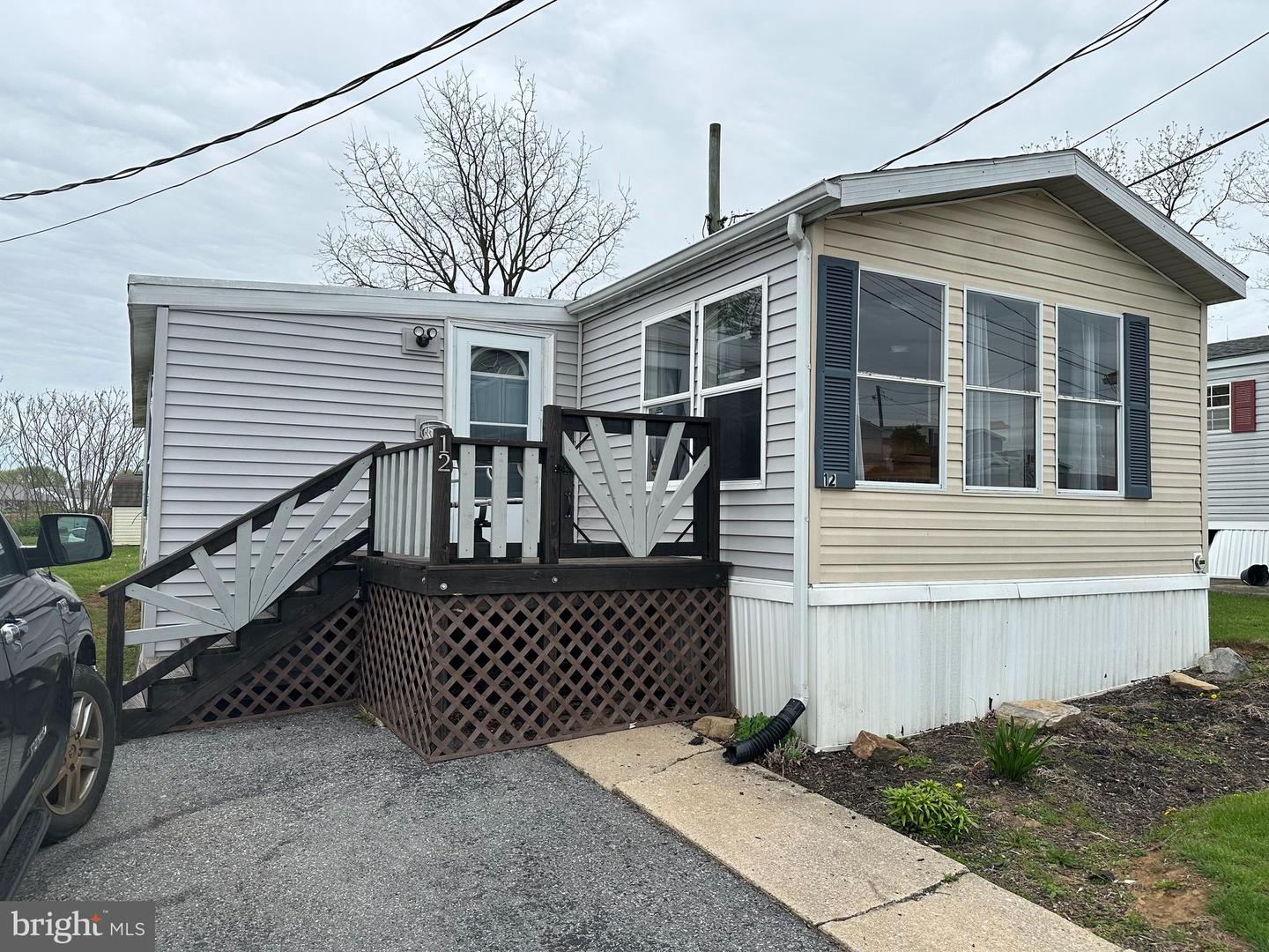 12 Roth Ave, Mertztown