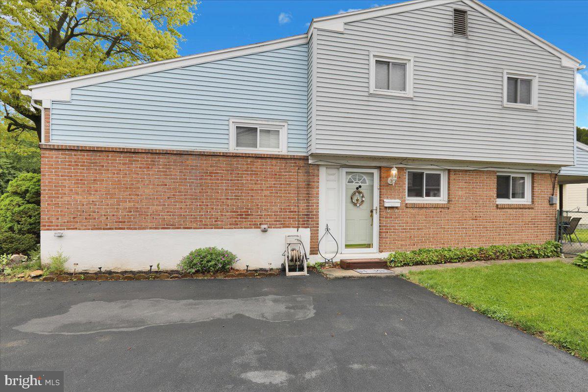 202 Columbia Avenue, Reading