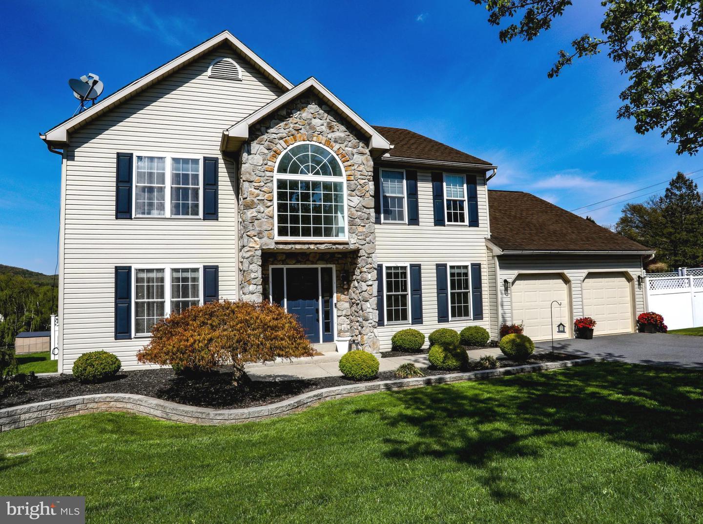 4961 Dunham Drive, Reading