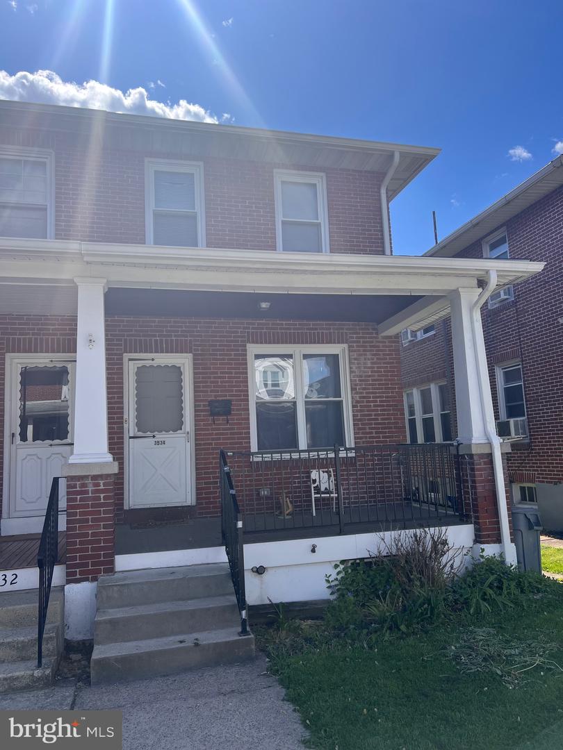 3534 Arlington Street, Reading