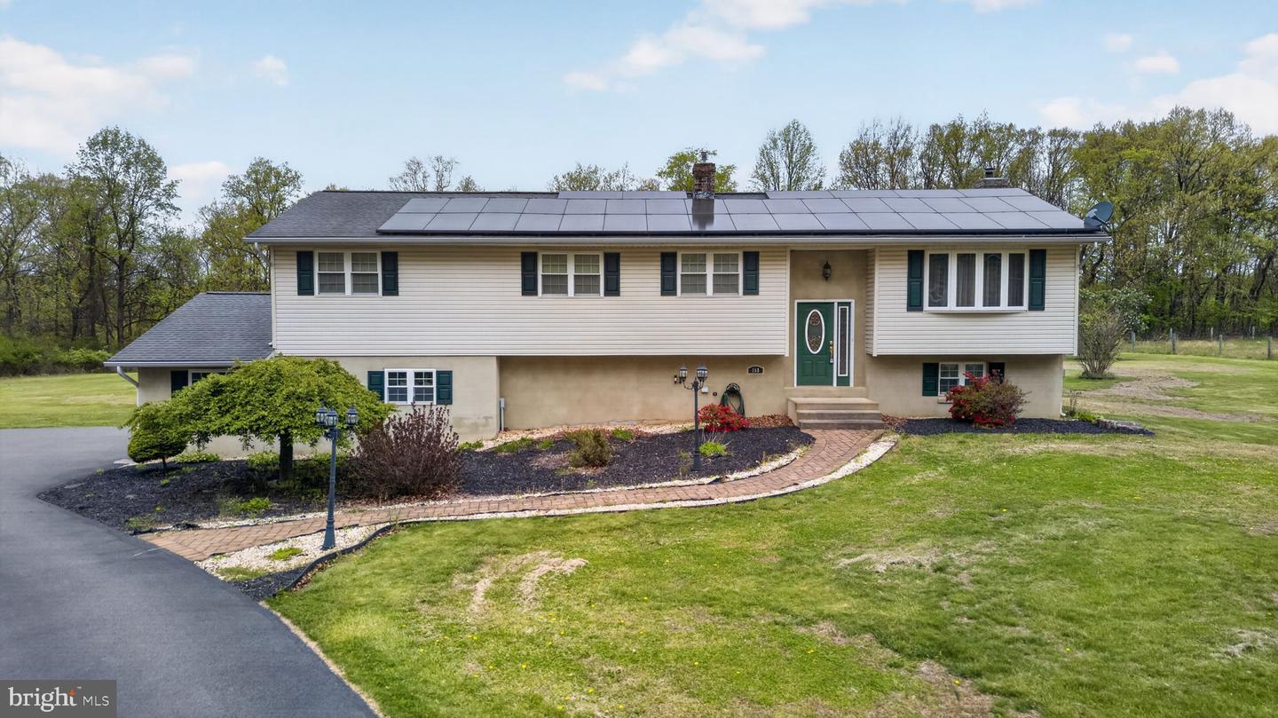 158 Saint Peters Road, Macungie