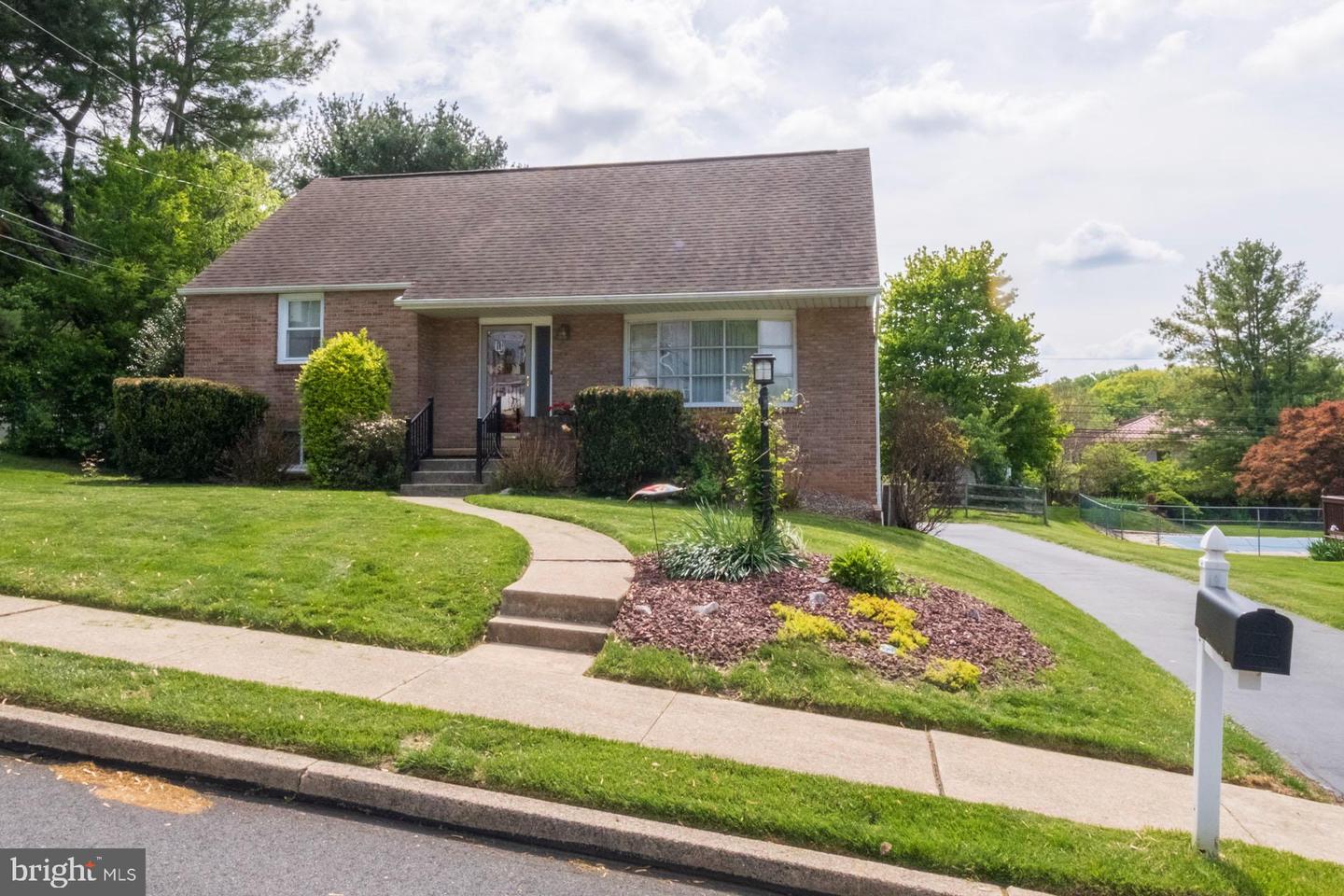 229 Grande Valley Road, Reading