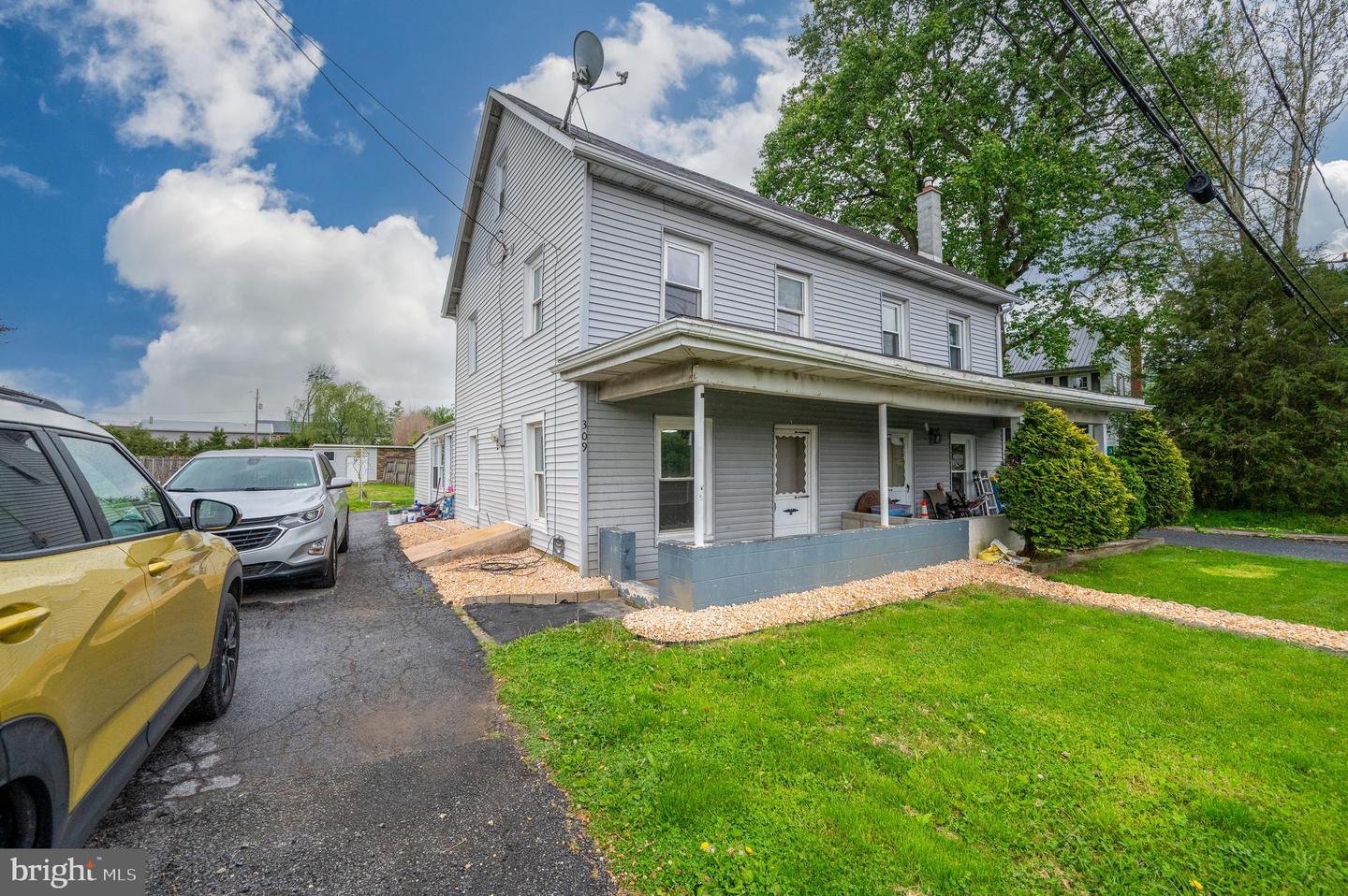 467 Hill Rd