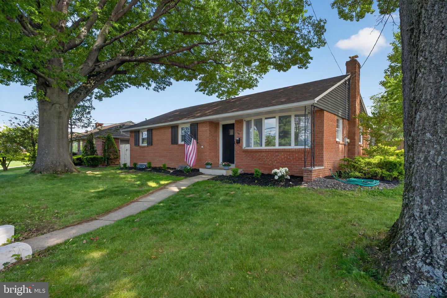26 E Cedar Street, Fleetwood