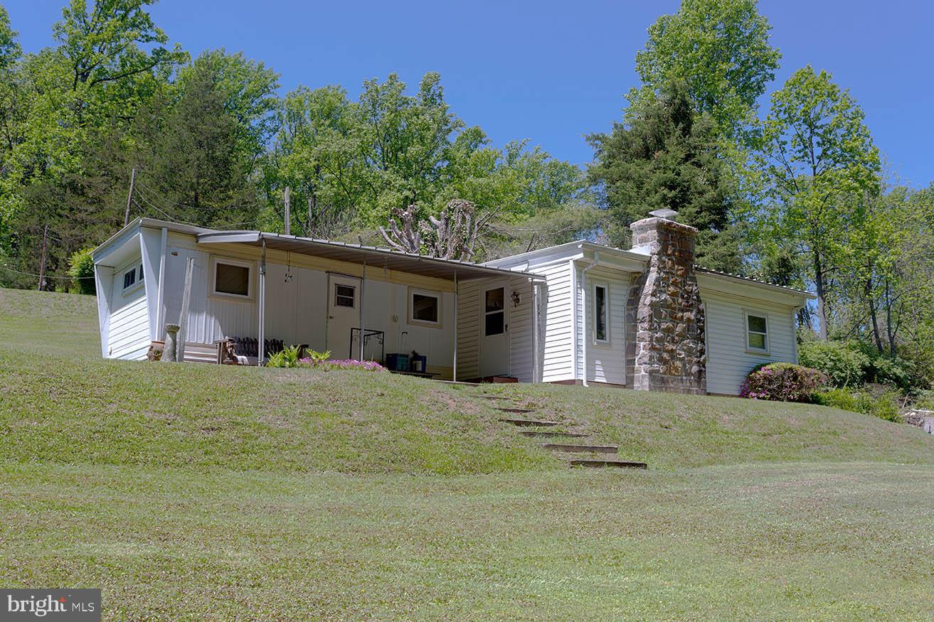 106 Westley Road, Mohnton