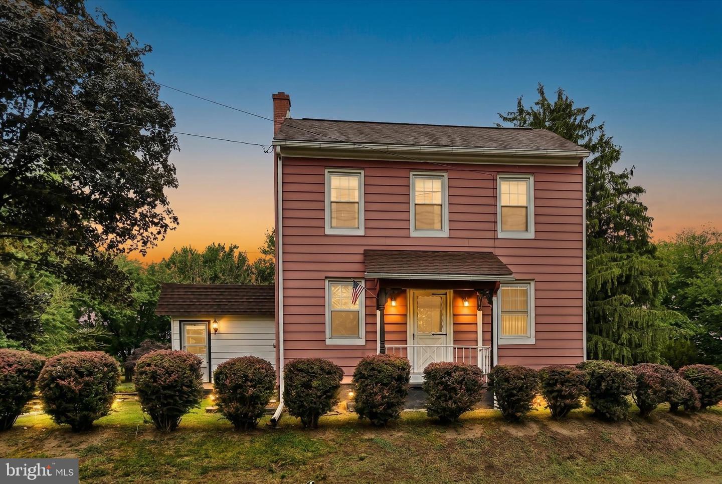 809 Water Street, Shoemakersville