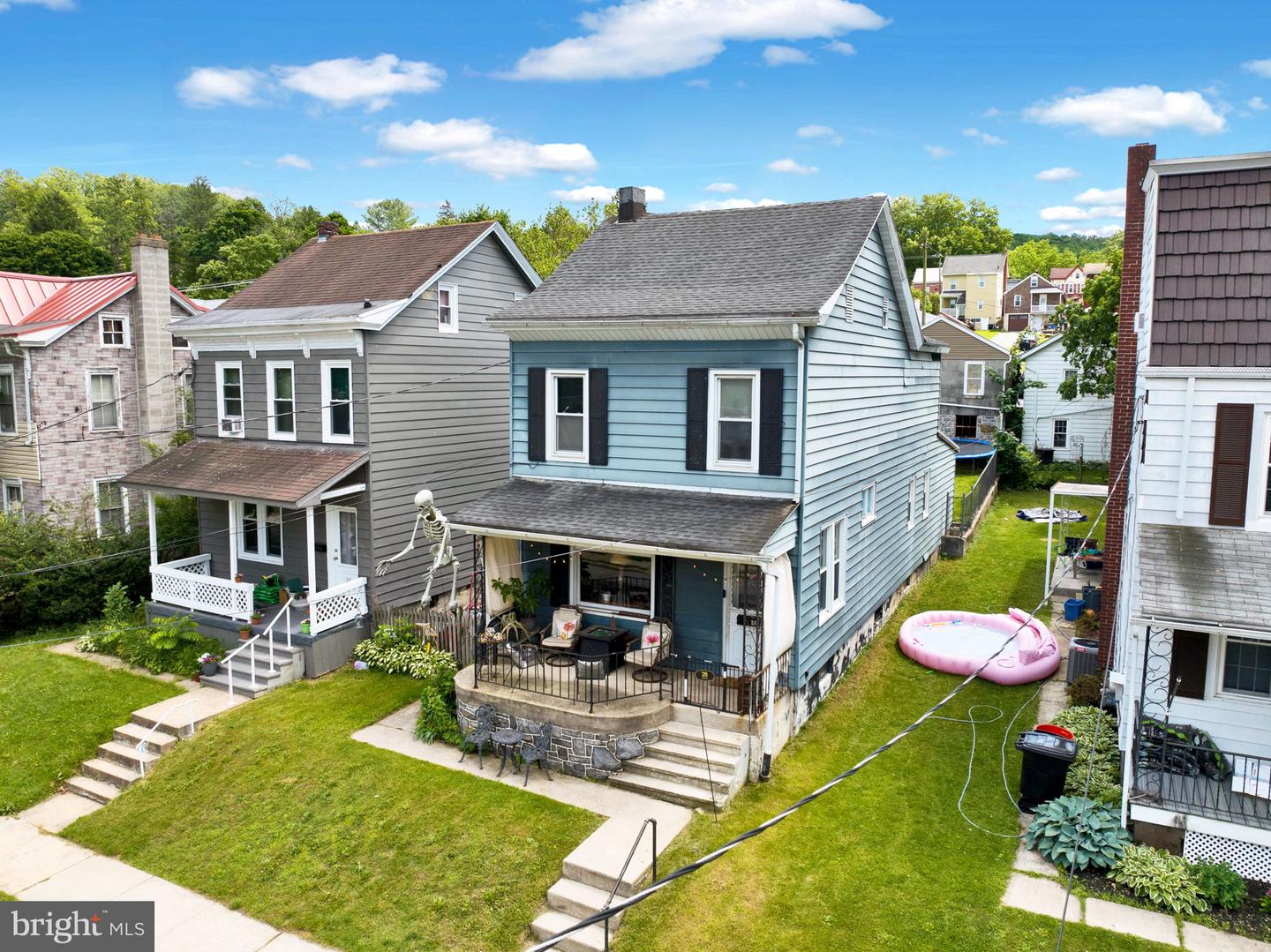 28 E Front Street