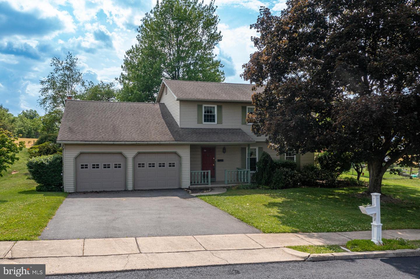 140 Hoch Avenue, Topton