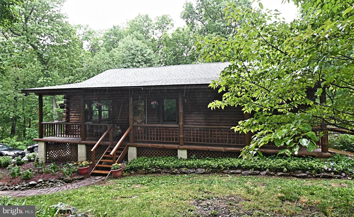 148 Fredericksville Road, Mertztown