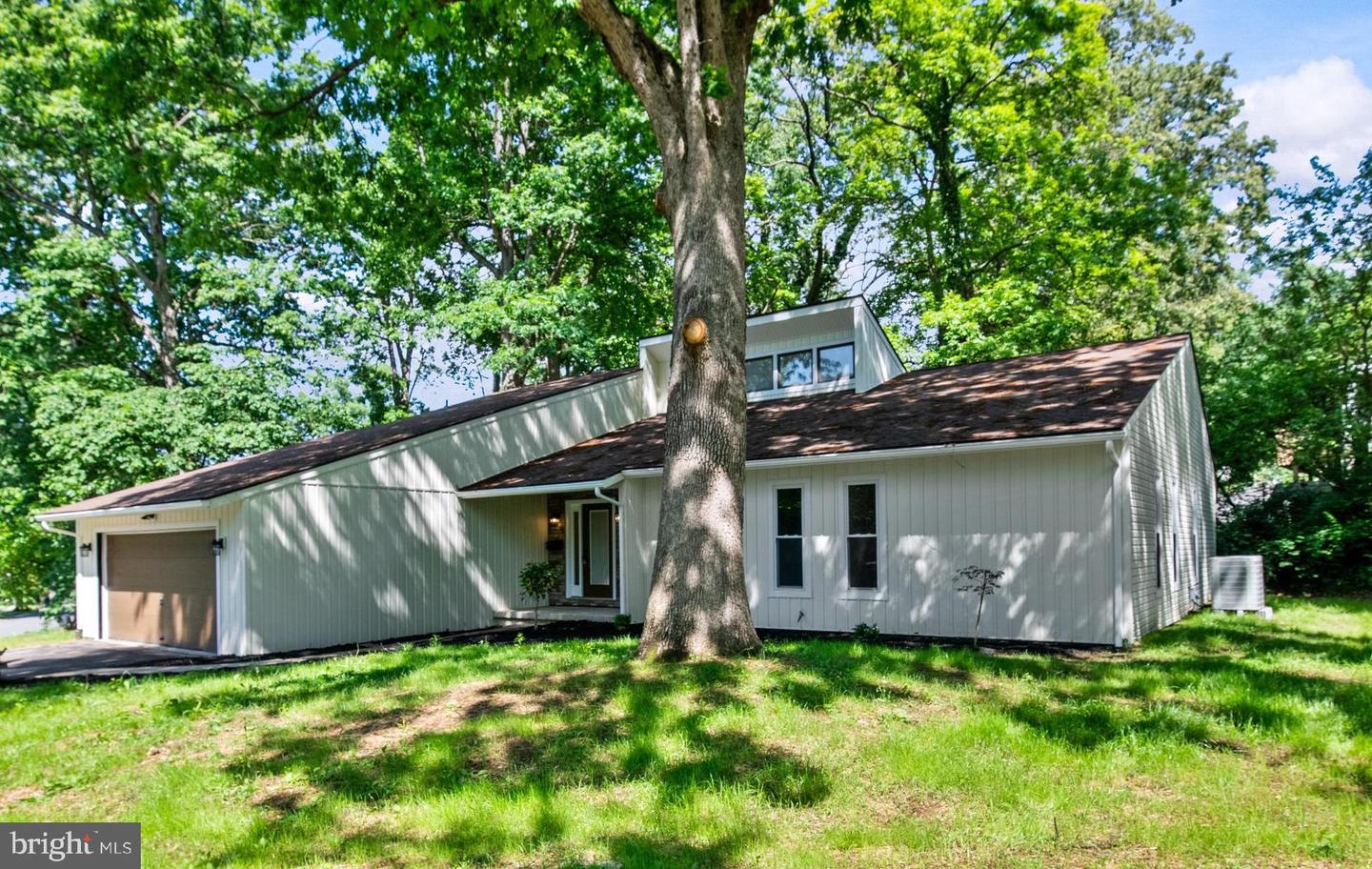 40 Cedarwood Road, Reading