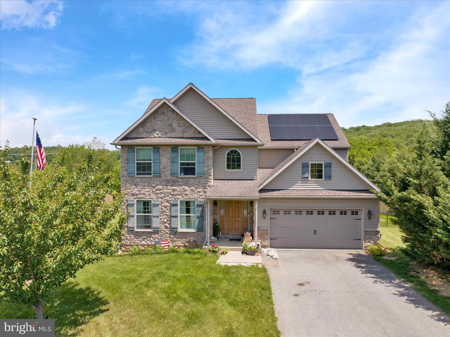 72 Cider Mill Road, Mertztown
