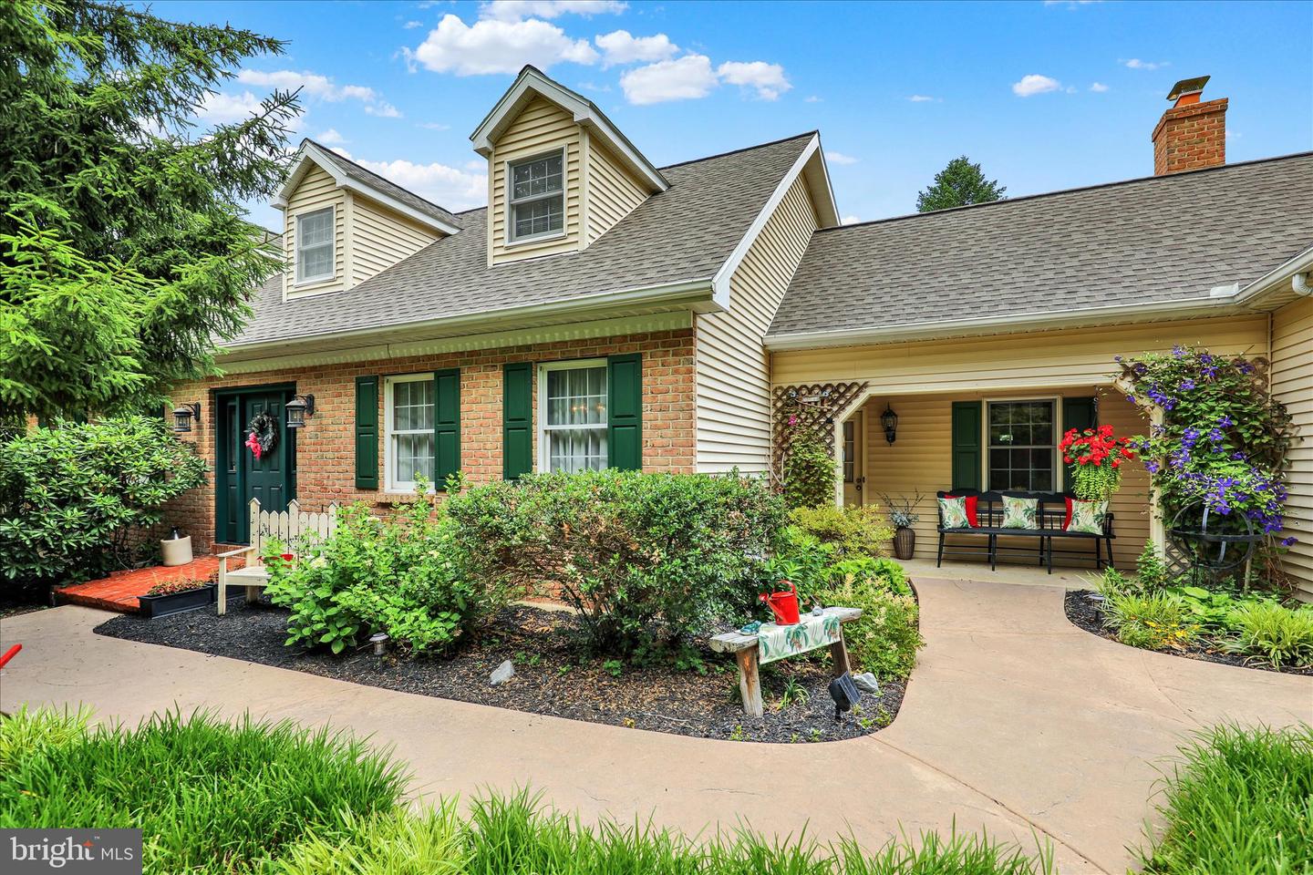 536 Grings Hill Road