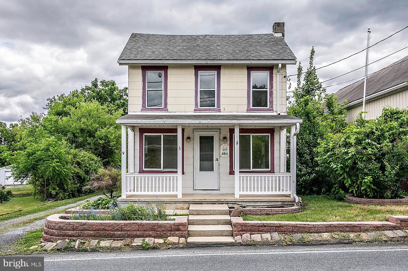886 Pleasant Hill Road