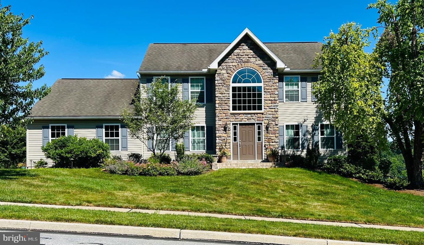 21 Hilgert Avenue
