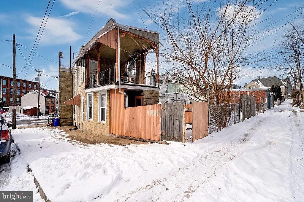 349 Miller St
