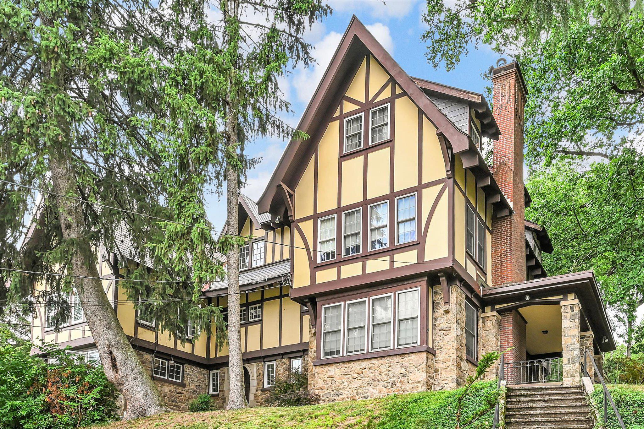 502 Friedensburg Road
