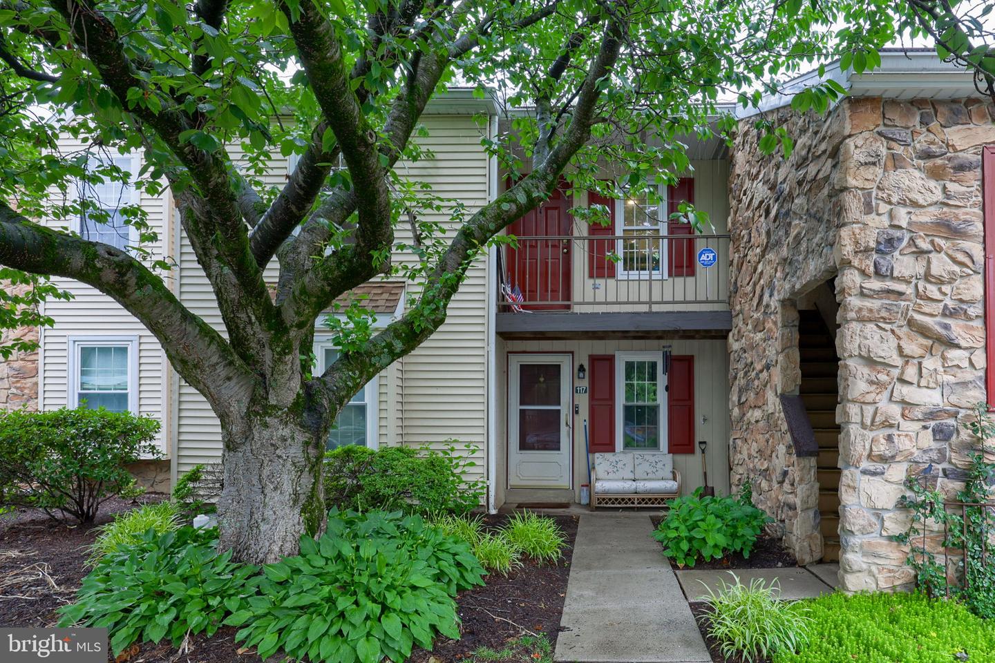 118 Valley Greene Circle