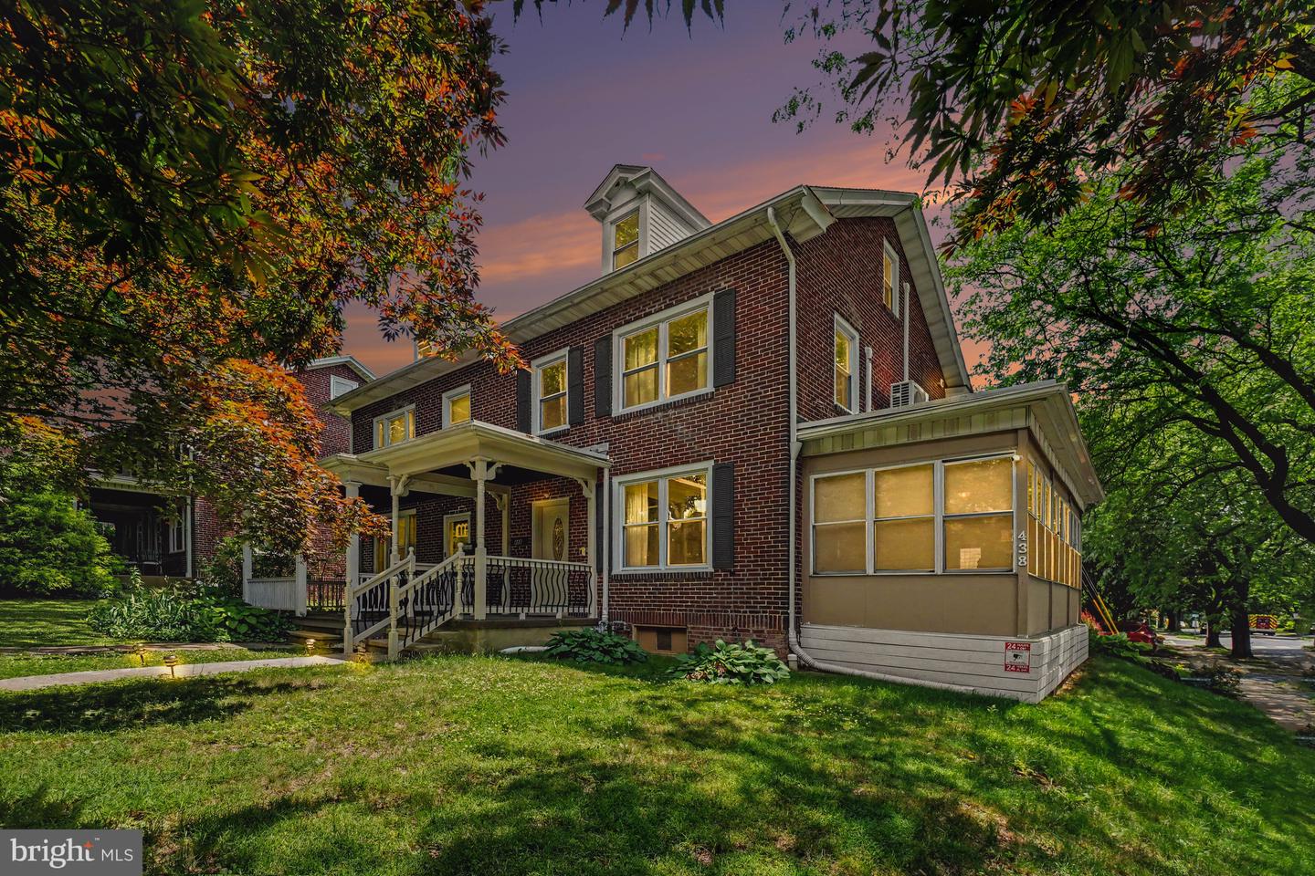 438 Oak Tc