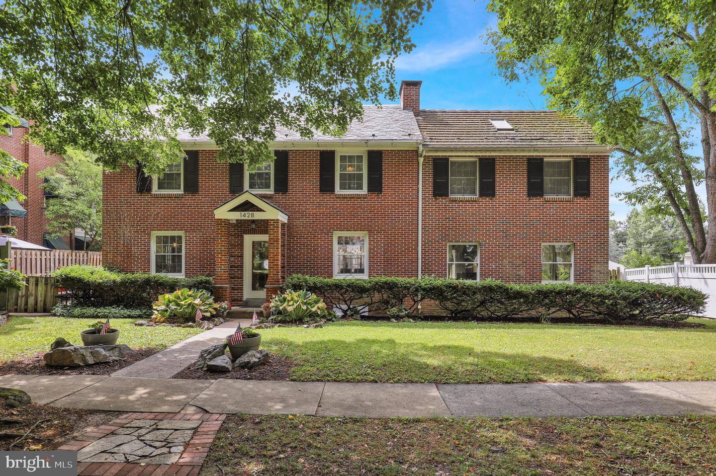 1428 Dauphin Avenue