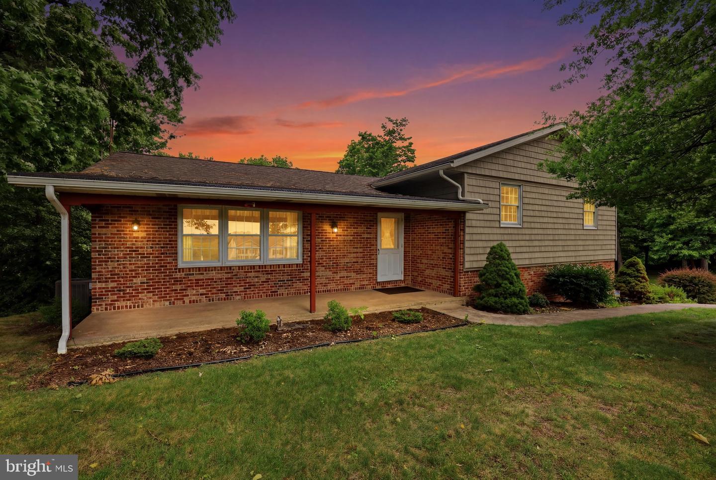 123 Deck Road