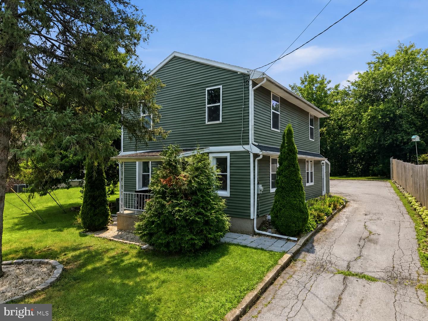 1104 Old Swede Road