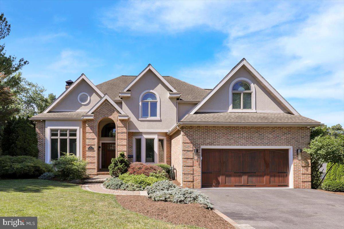 4 Tanager Drive