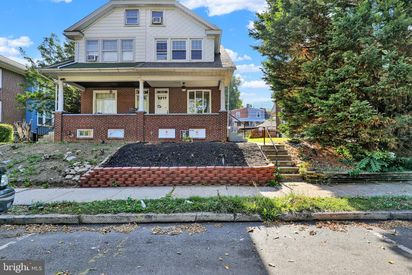 1413 N 12th Street