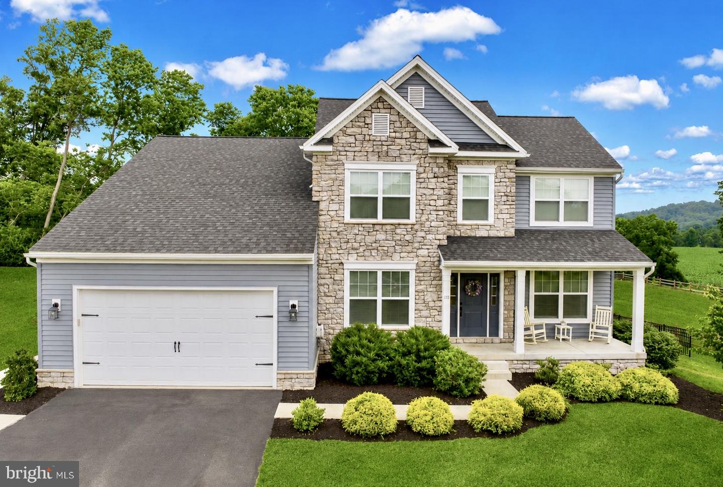 331 Chatsworth Court