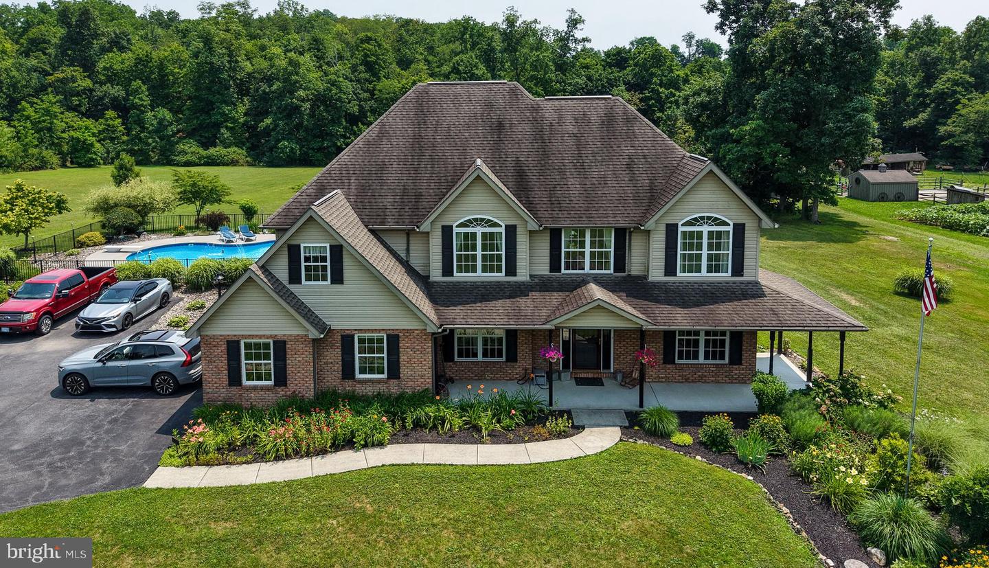 137 Lakeview Road
