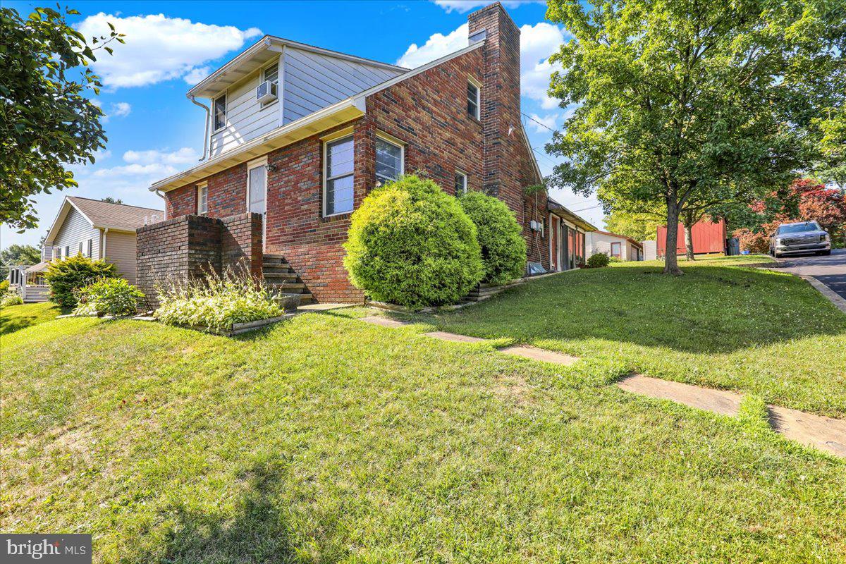 24 Ardmore Avenue