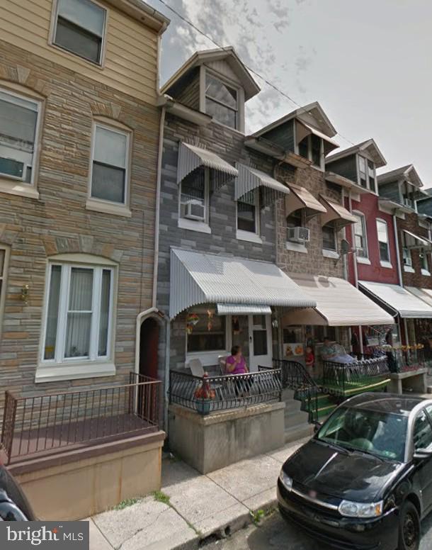 723 Locust Street