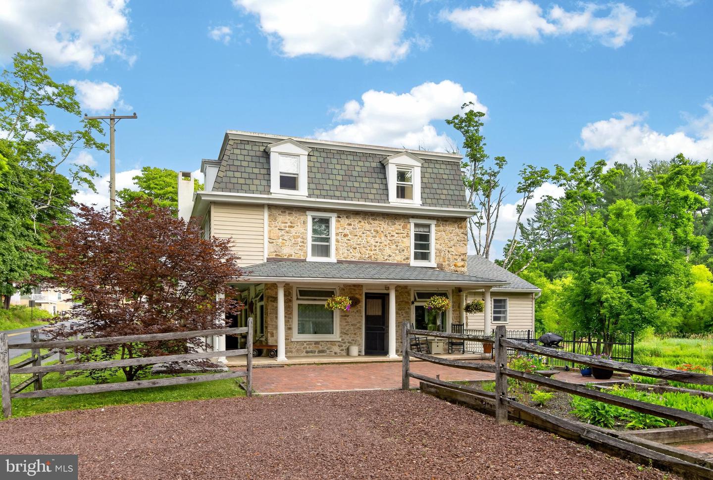 65 Race Street