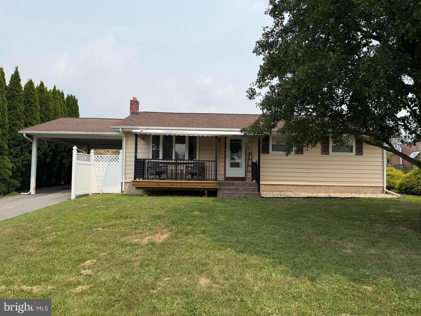 81 E College Avenue