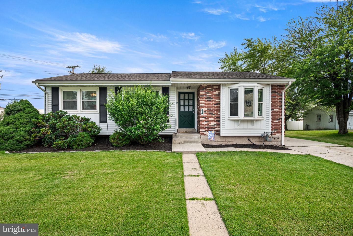 1 Maplewood Court