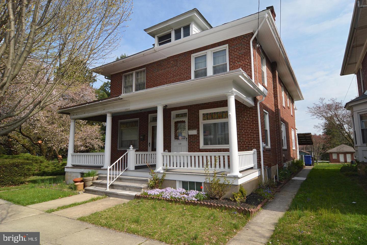 329 W Penn Avenue