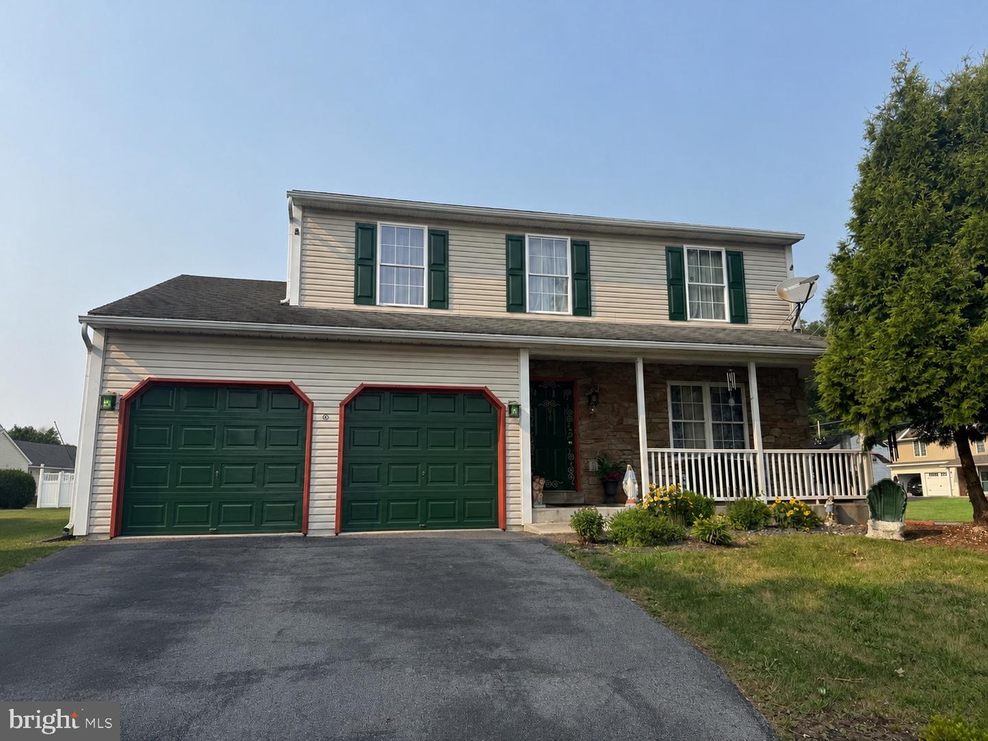 100 W Welsh Drive