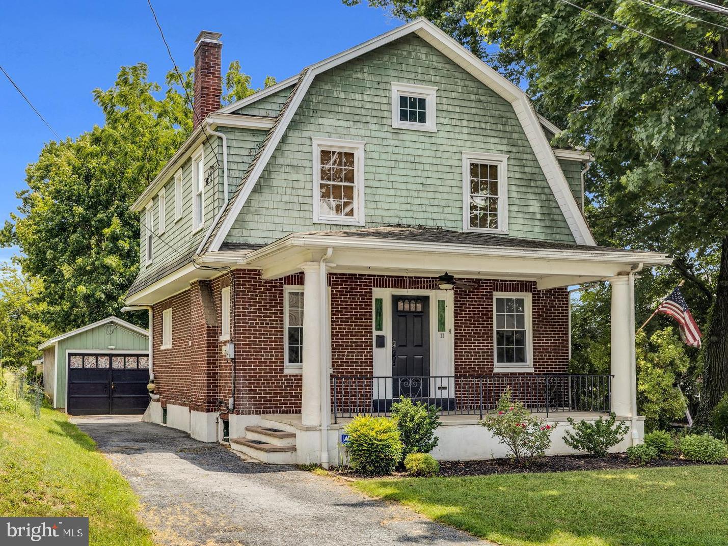 11 Laird Street
