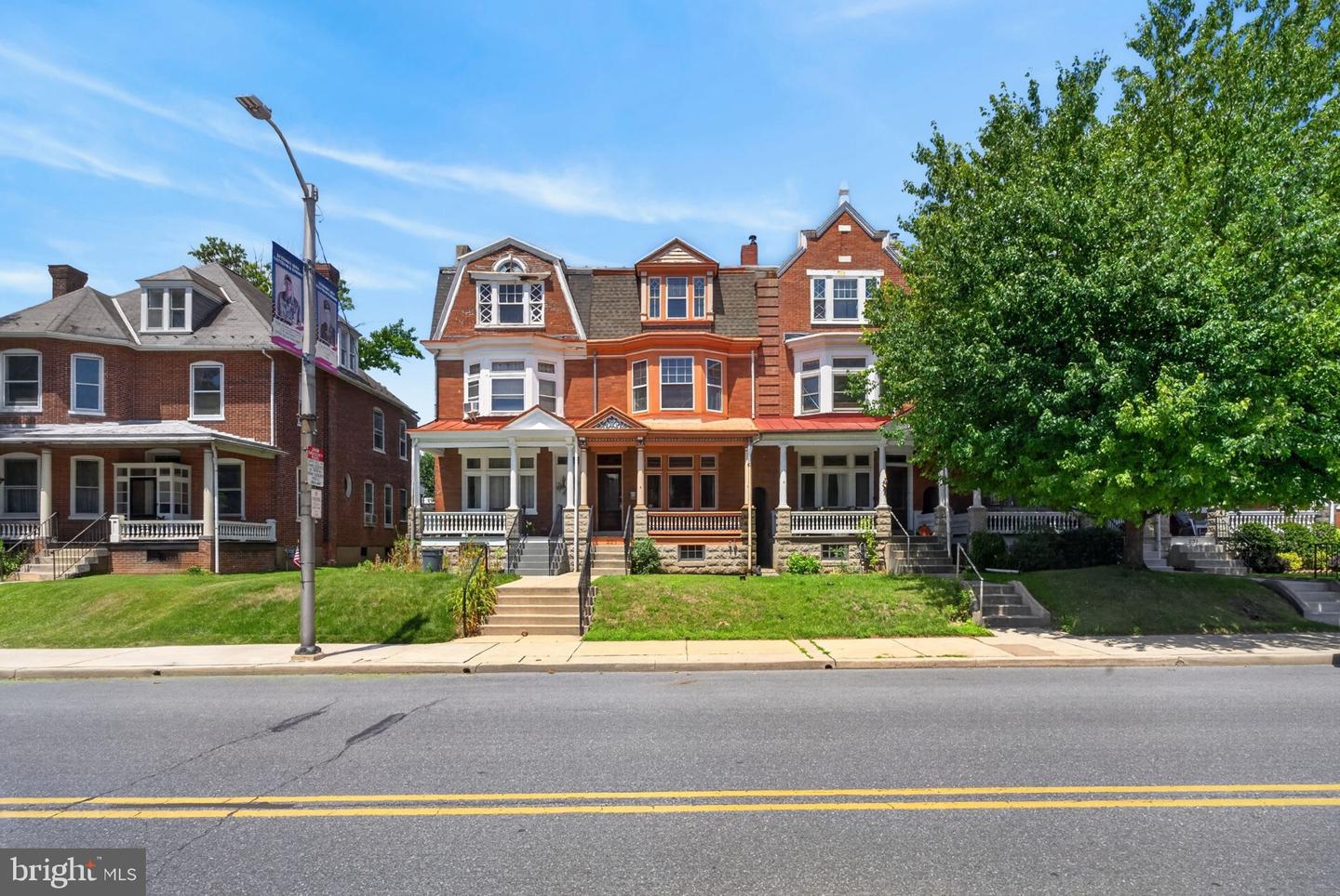 225 E Main Street