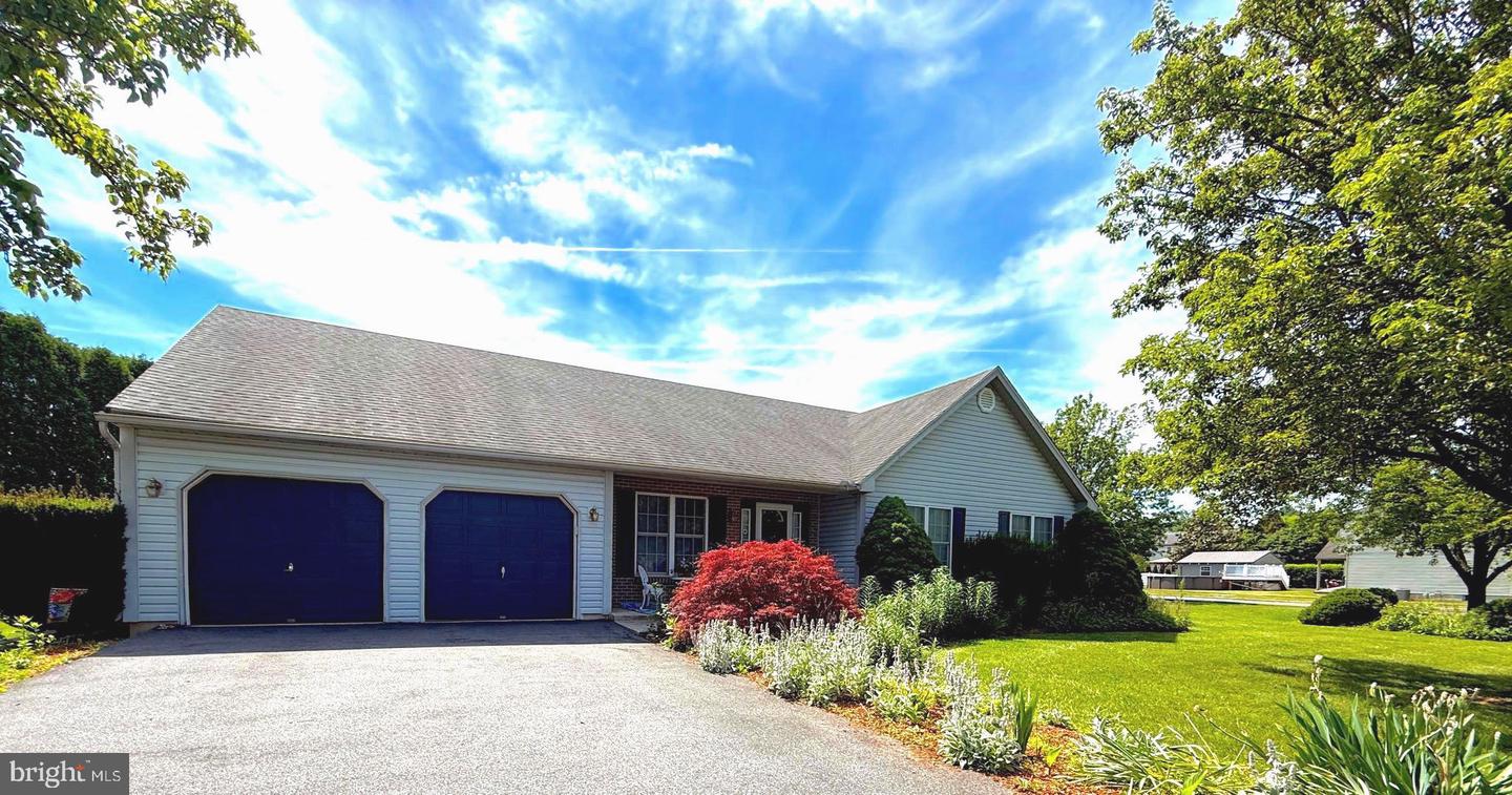 4400 Prestwick Drive