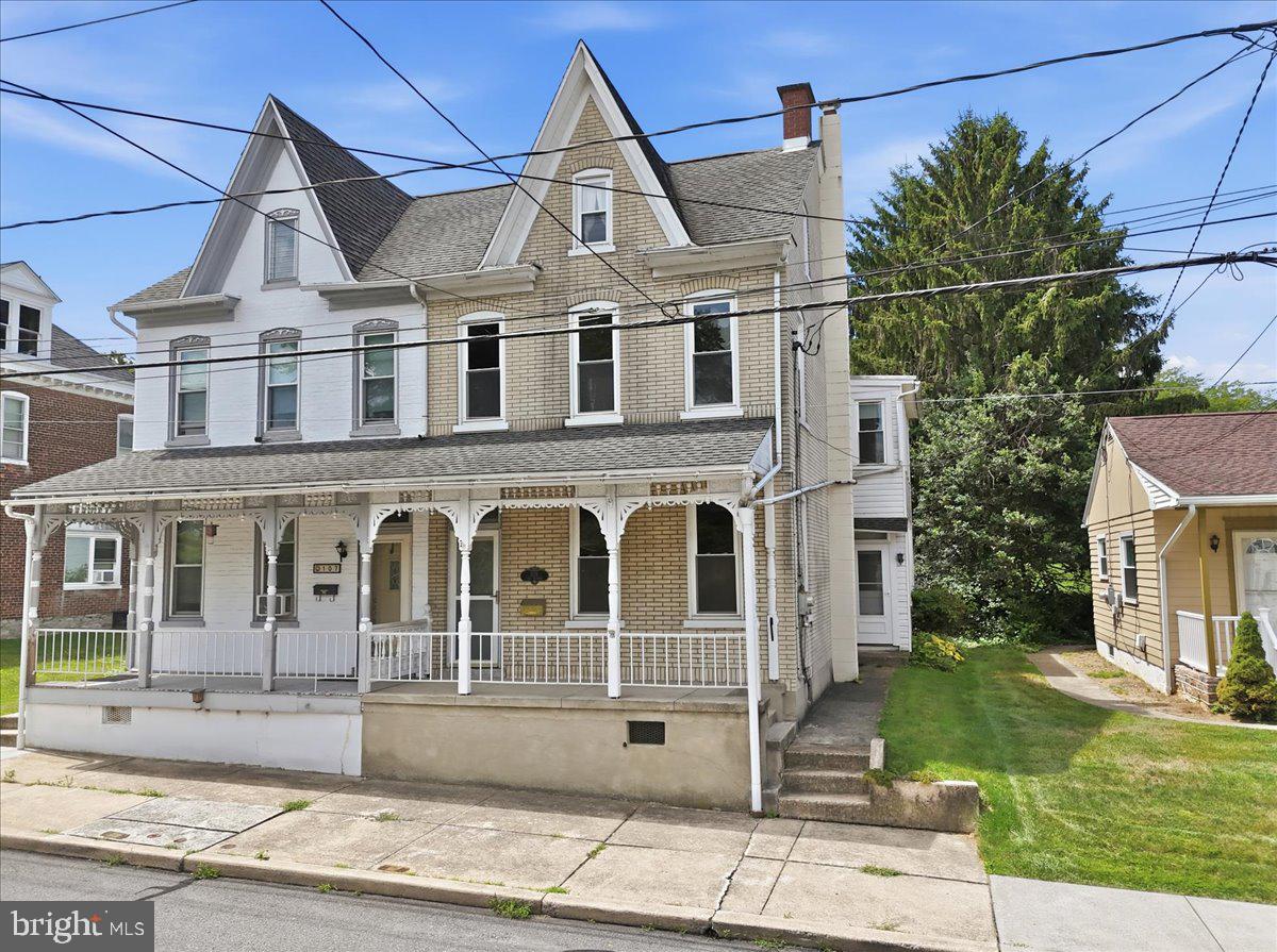 105 S Whiteoak Street