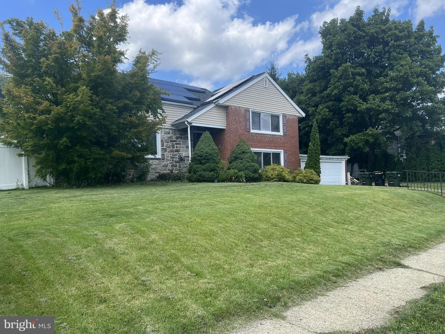 906 N 25th Street