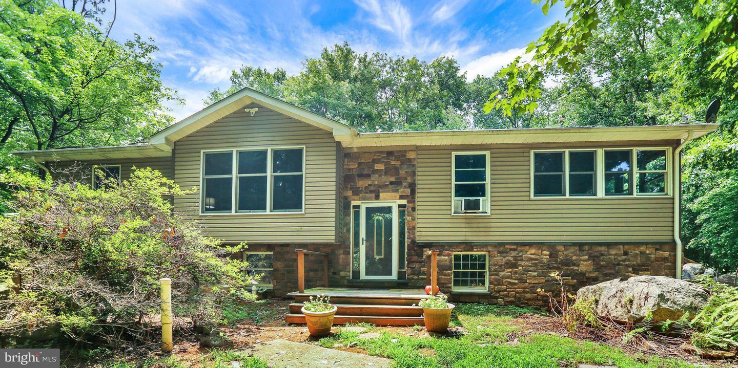 19 Woods Lane