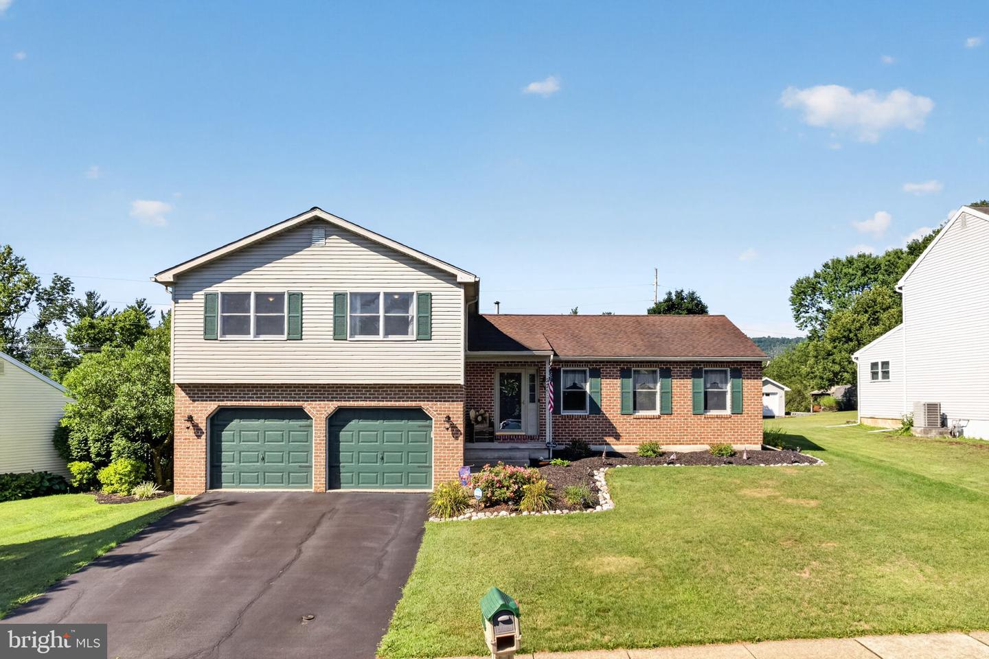 229 Sunrise Road