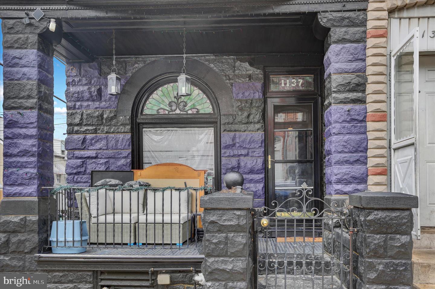 1137 Cotton Street