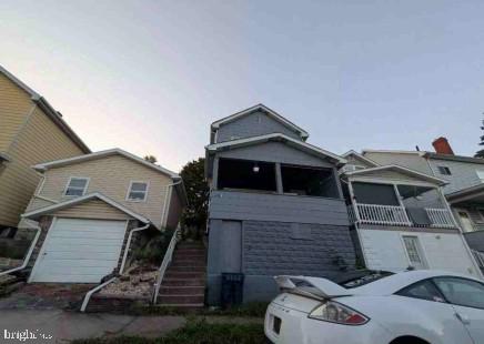 206 E Walnut Avenue
