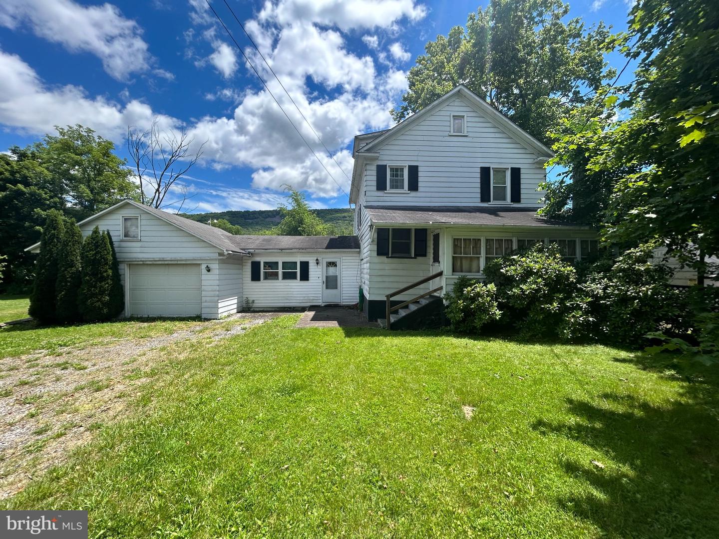 125 1st St, Tyrone
