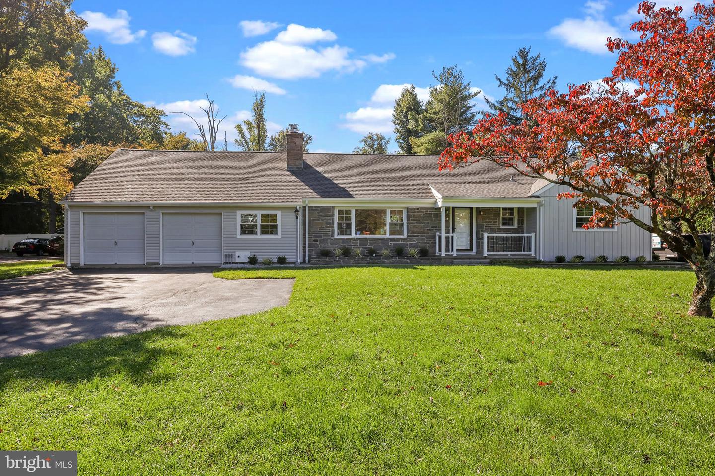 1221 Yardley Road, Yardley
